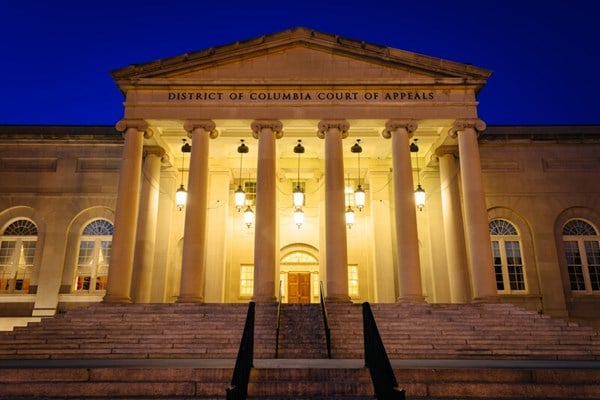 dc court of appeals at night