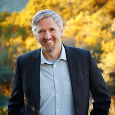 Gordon            Thompson            